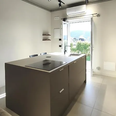 Xs - The Apartment *