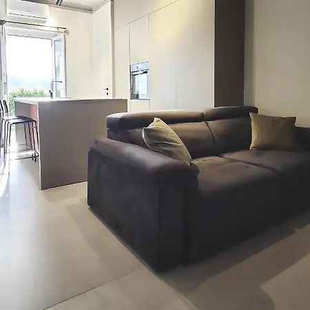 Xs - The Apartment Crotone